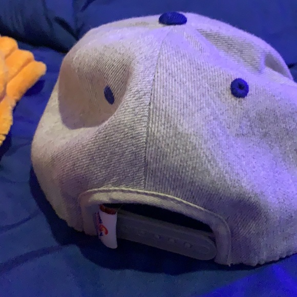 hat - Picture 3 of 3